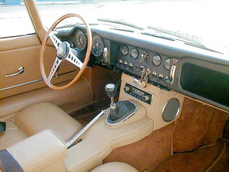 Jaguar E-Type Lightweight - Interiér